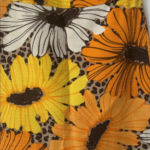 Dolce & Gabbana Auth Vibrant Yellow/Orange Floral Mini Skirt **Size 38/US 2** 🌻🌻 - Picture 3 of 6